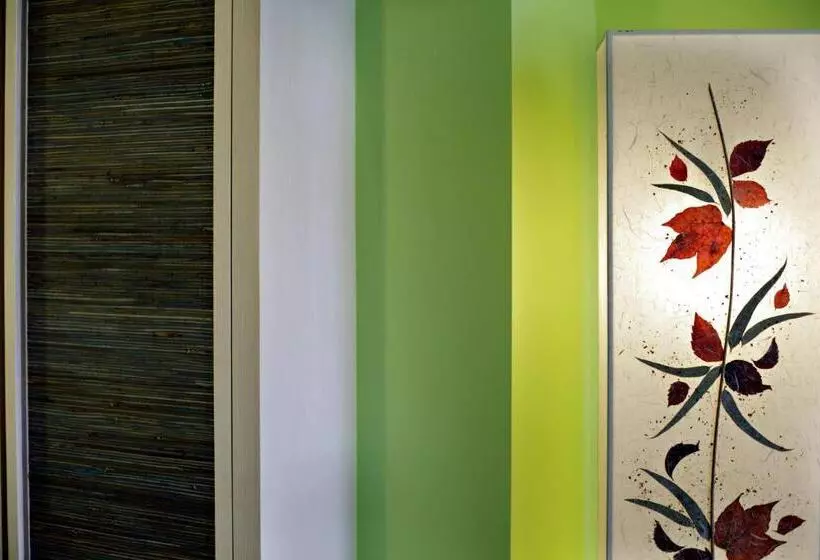 اتاق سوپریور, Elia Fatma Boutique