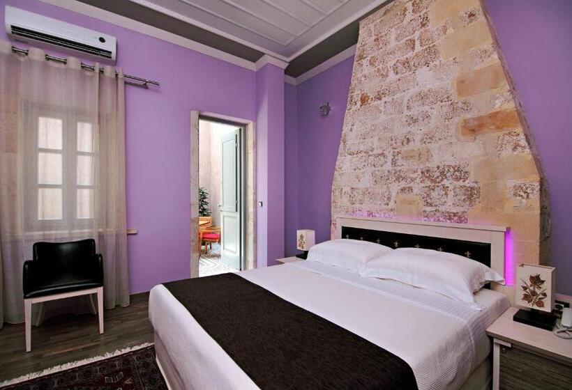 חדר סופריור, Elia Fatma Boutique