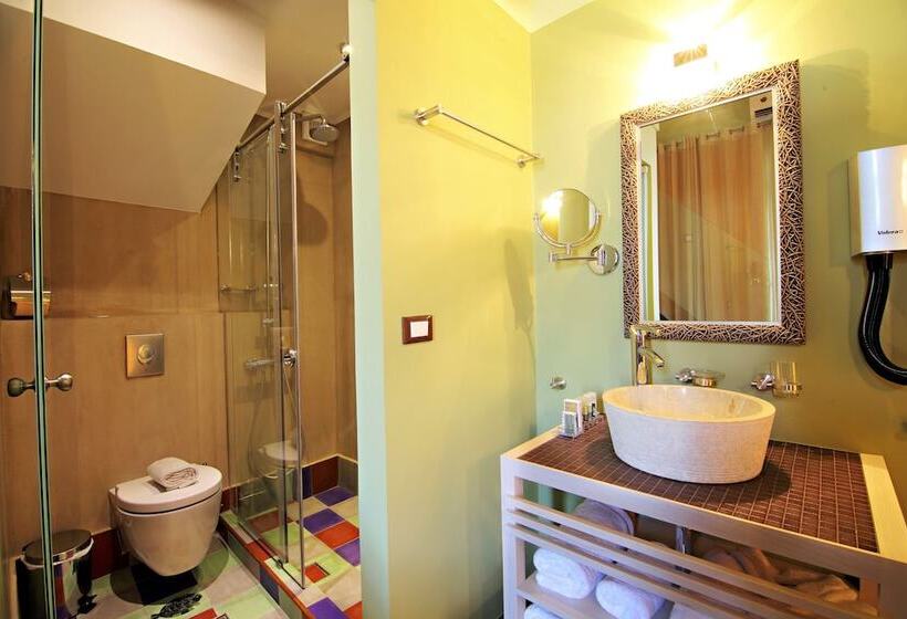 חדר דלוקס, Elia Fatma Boutique