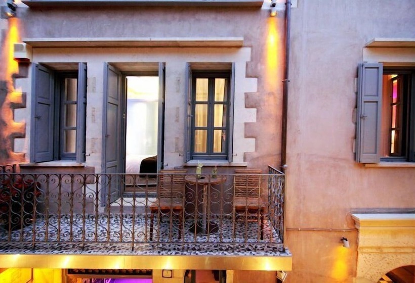 Quarto Deluxe, Elia Fatma Boutique