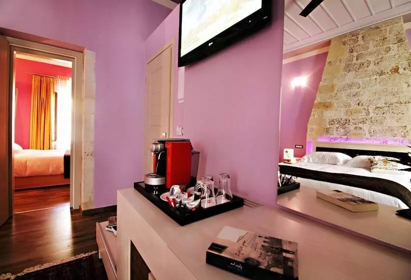 اتاق کلاسیک, Elia Fatma Boutique