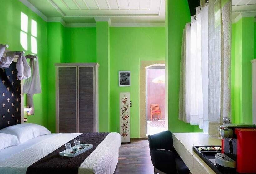 חדר סופריור, Elia Fatma Boutique