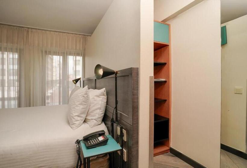 デラックスルーム, Faros Hotel Taksim Special Category