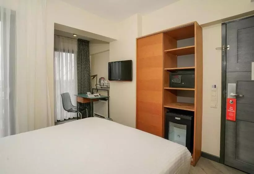 اتاق لوکس با چشم‌انداز شهر, Faros Hotel Taksim Special Category