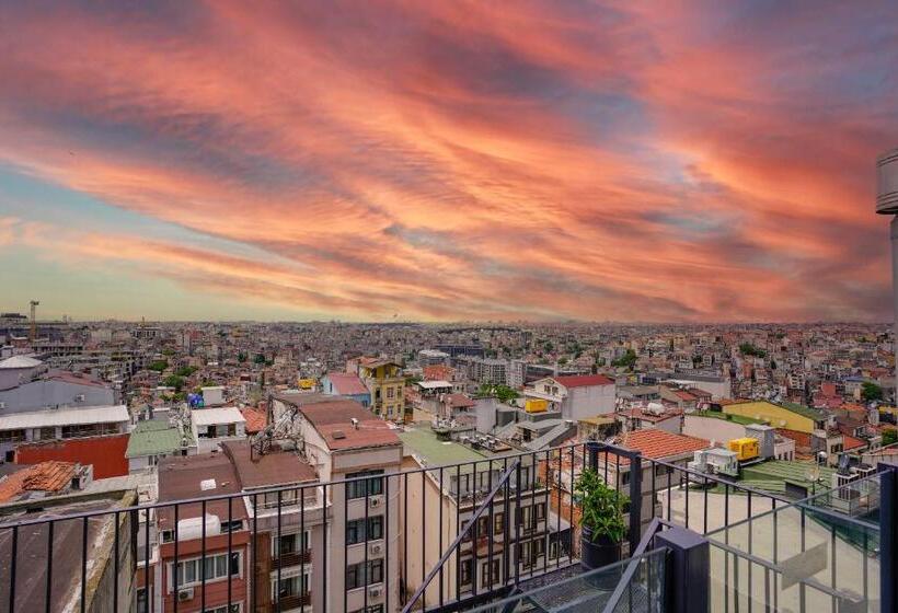 シティビュージュニアスイート, Faros Hotel Taksim Special Category