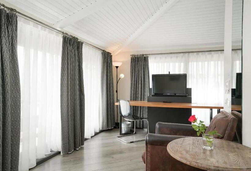 シティビュージュニアスイート, Faros Hotel Taksim Special Category