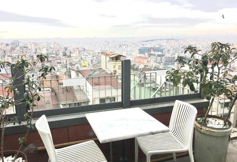 シティビュージュニアスイート, Faros Hotel Taksim Special Category