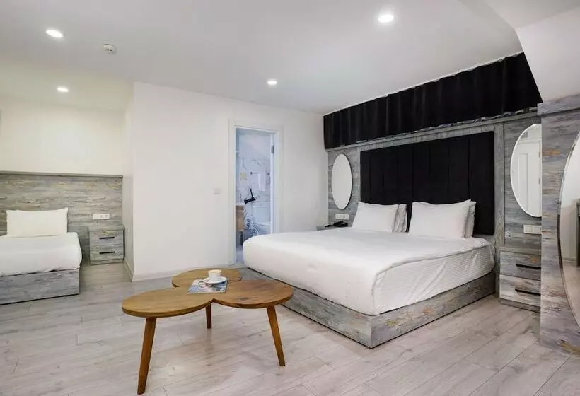 اتاق خانوادگی, Faros Hotel Taksim Special Category