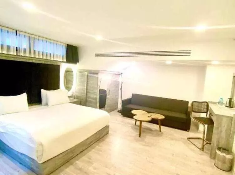 اتاق خانوادگی, Faros Hotel Taksim Special Category