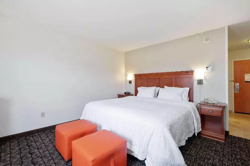 Deluxe-huone King-vuode, Hampton Inn & Suites Rockland