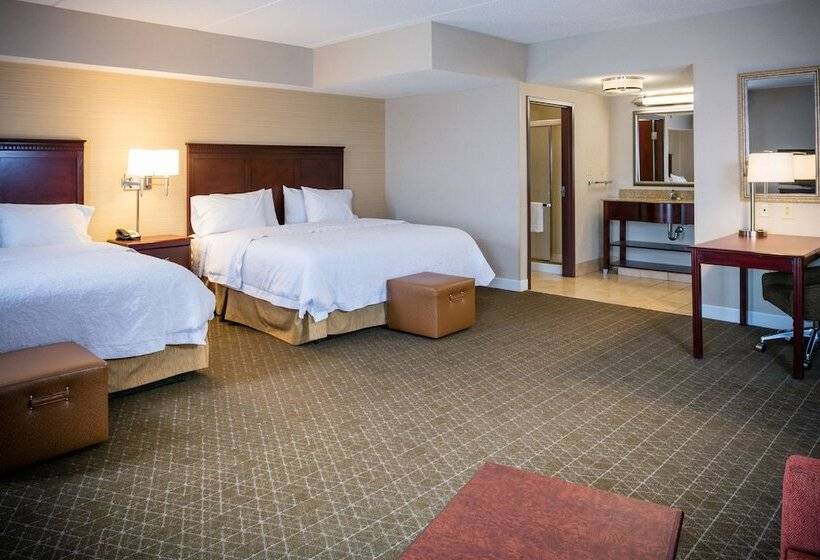 استودیوی استاندارد, Hampton Inn & Suites Toledoperrysburg