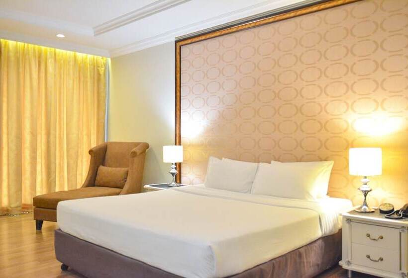 高级大房间, Lk Legend