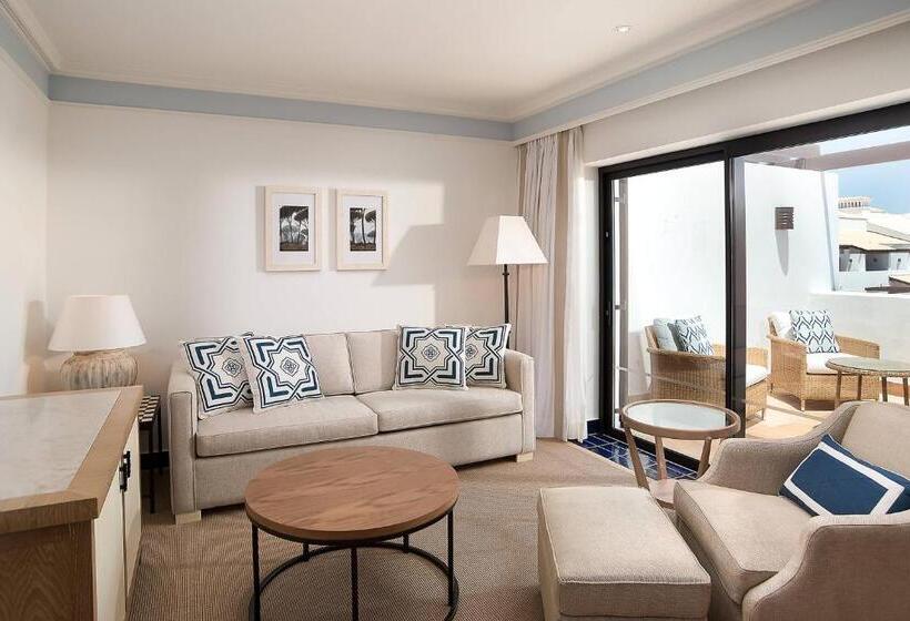 Полулюкс с Балконом, Pine Cliffs Hotel, A Luxury Collection Resort