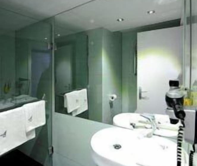 스탠다드 룸, Plaza V