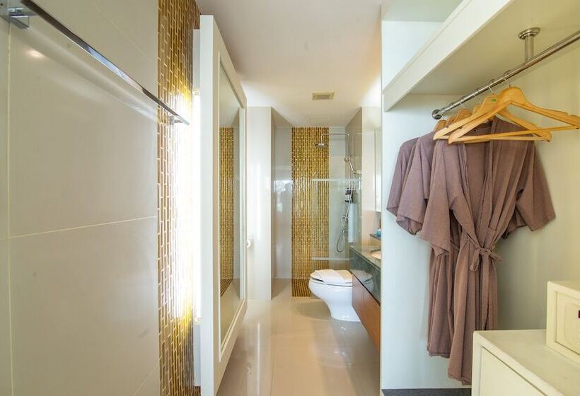 家庭套房, Royal Beach View