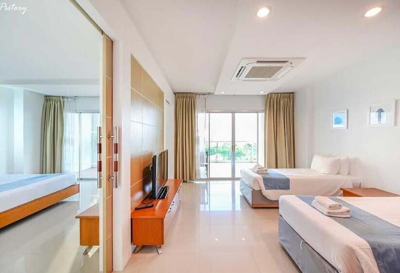 家庭套房, Royal Beach View