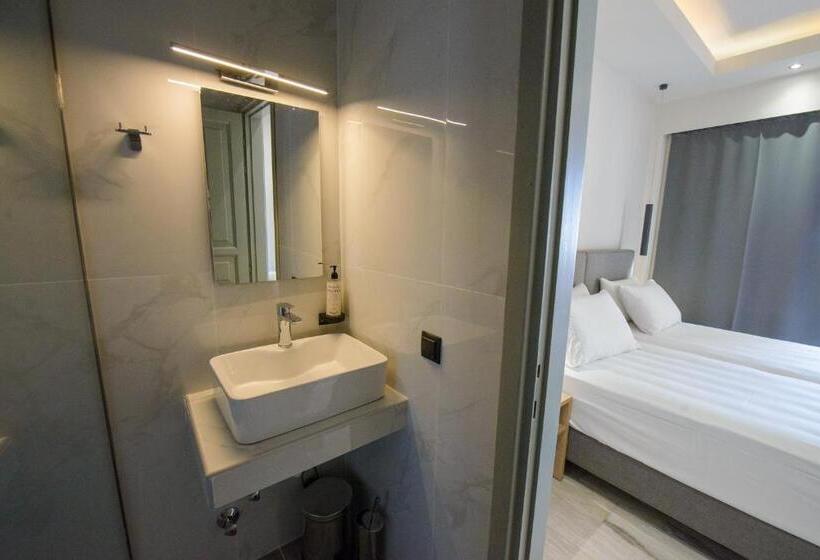 Номер Стандарт Трехместный, Saint Spiridon