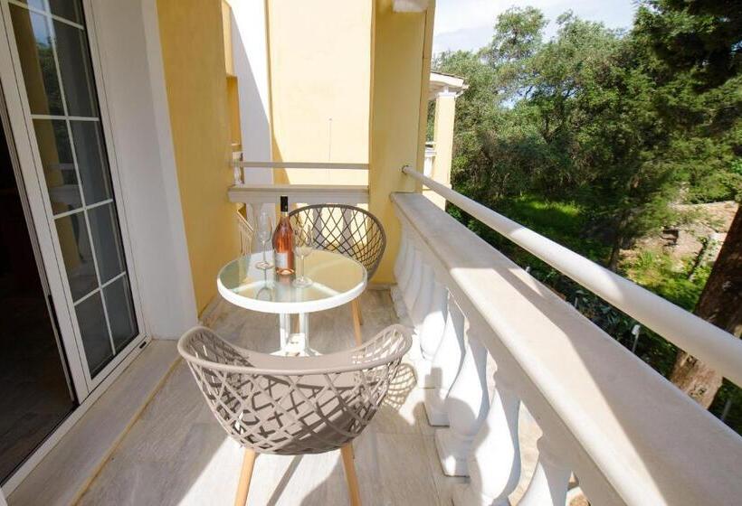 غرفة قياسية, Saint Spiridon