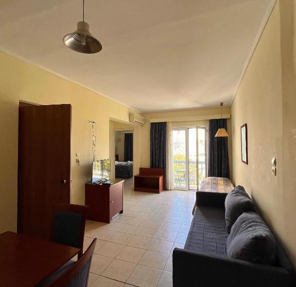 Апартаменты 1 Спальня, Theodorou Beach Hotel Apartments