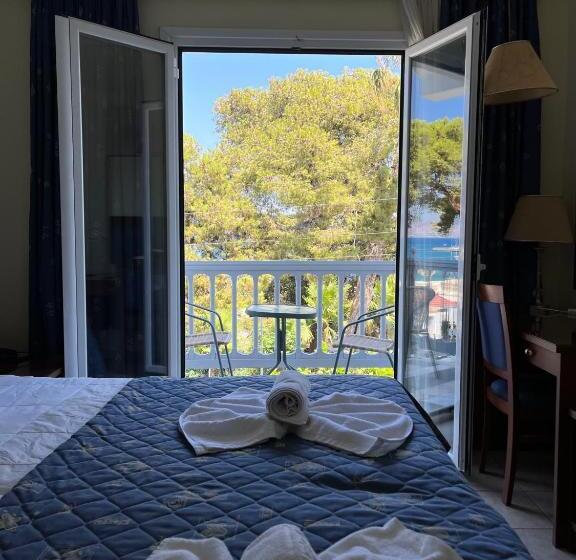 شقة غرفة واحدة, Theodorou Beach Hotel Apartments