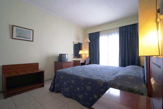 إستوديو قياسى, Theodorou Beach Hotel Apartments