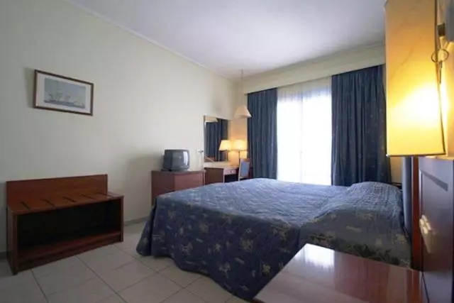 スタンダードスタジオ, Theodorou Beach Hotel Apartments