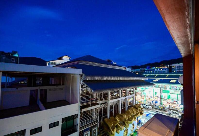 ファミリールーム, Tiger Complex