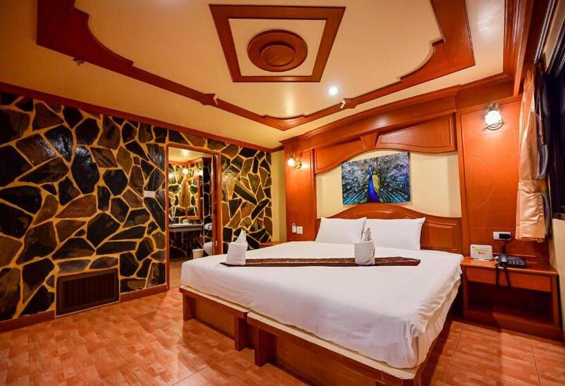 デラックスルーム, Tiger Complex