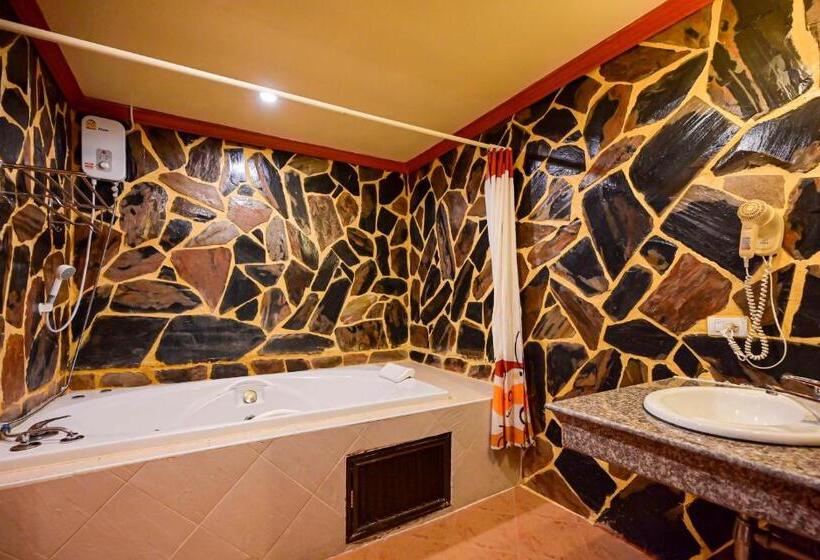 デラックスルーム, Tiger Complex