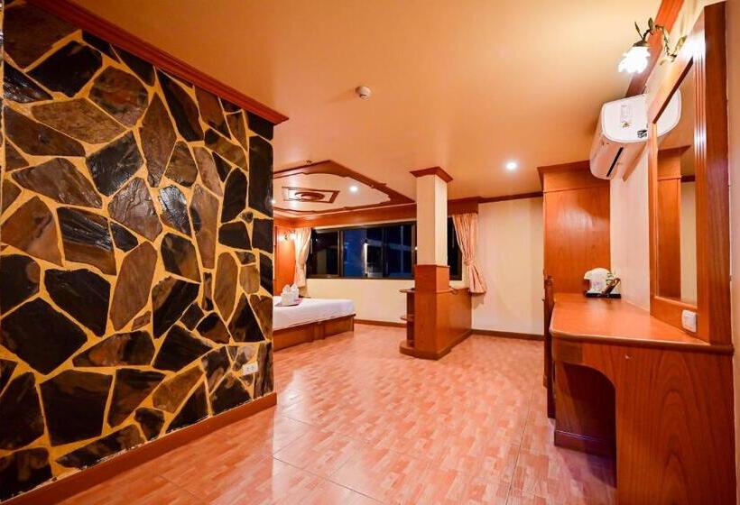 デラックスルーム, Tiger Complex