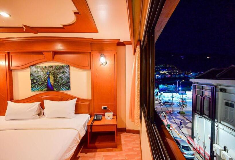 ファミリールーム, Tiger Complex