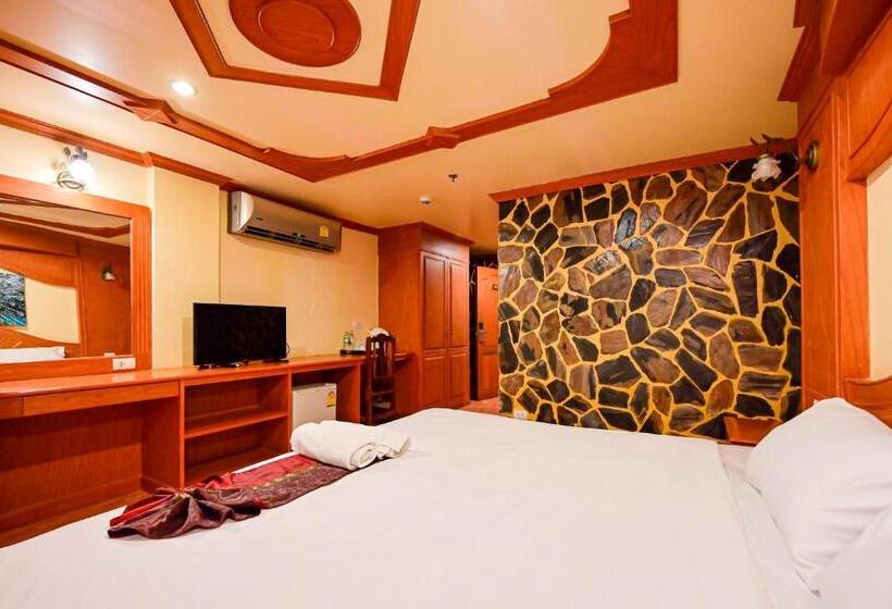 デラックスルーム, Tiger Complex