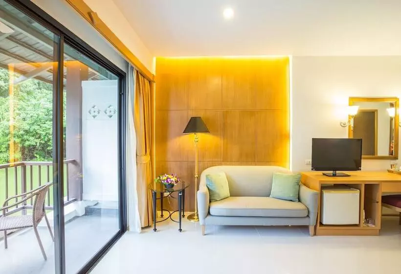 デラックスルーム, Tinidee Golf Resort Phuket   Sha Extra Plus