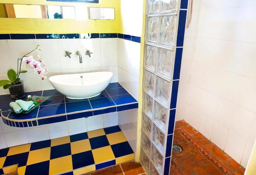 בקתה סטנדרטית, Villa Mozart Y Macondo