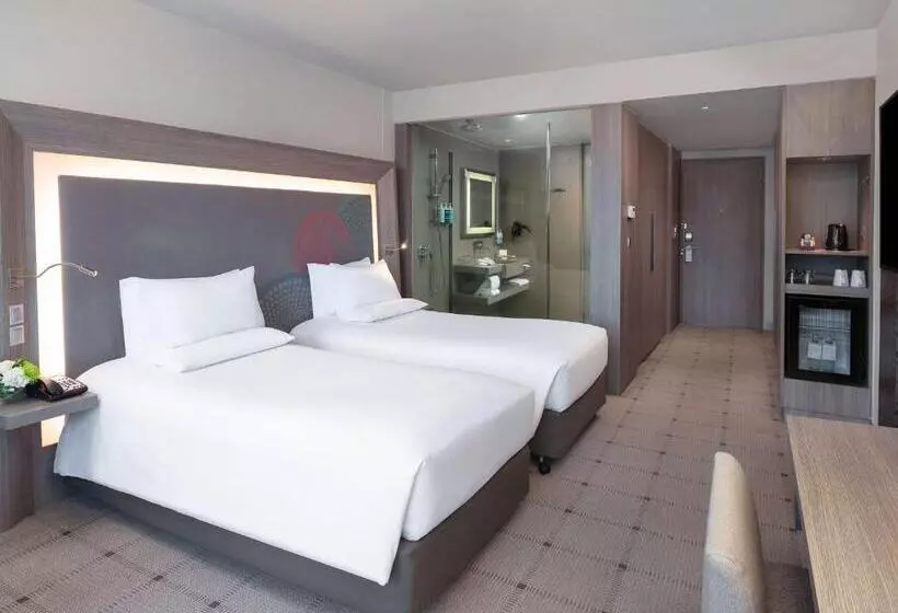 Superior-huone, Novotel Bangkok Platinum Pratunam