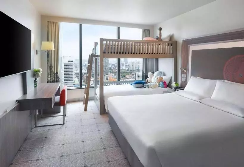 Perhehuone, Novotel Bangkok Platinum Pratunam