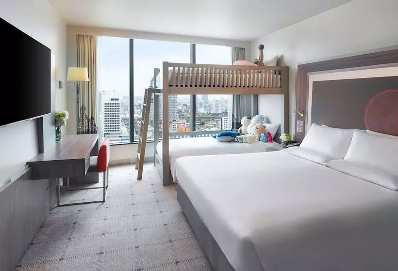 Perhehuone, Novotel Bangkok Platinum Pratunam