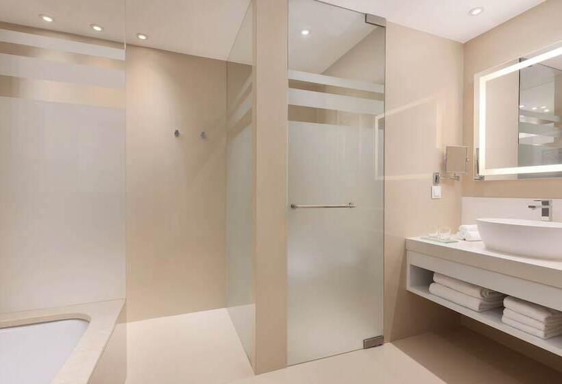 Номер Deluxe с Балконом, Pine Cliffs Hotel, A Luxury Collection Resort