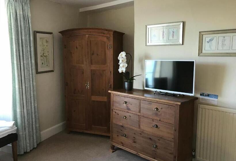 غرفة قياسية مطلّة علي البحر, Bay View Guest House