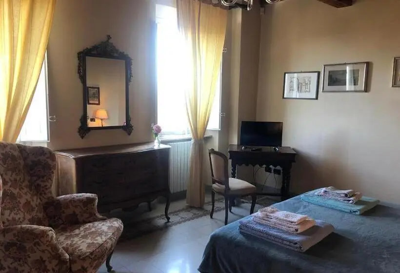 Perhesviitti, Casa Marcè A Sonno