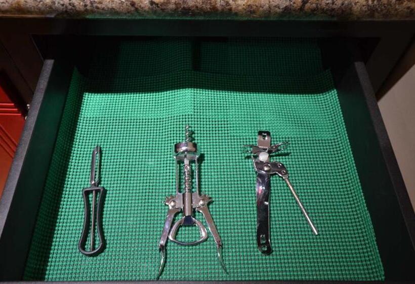 Люкс, Suites Del Sol