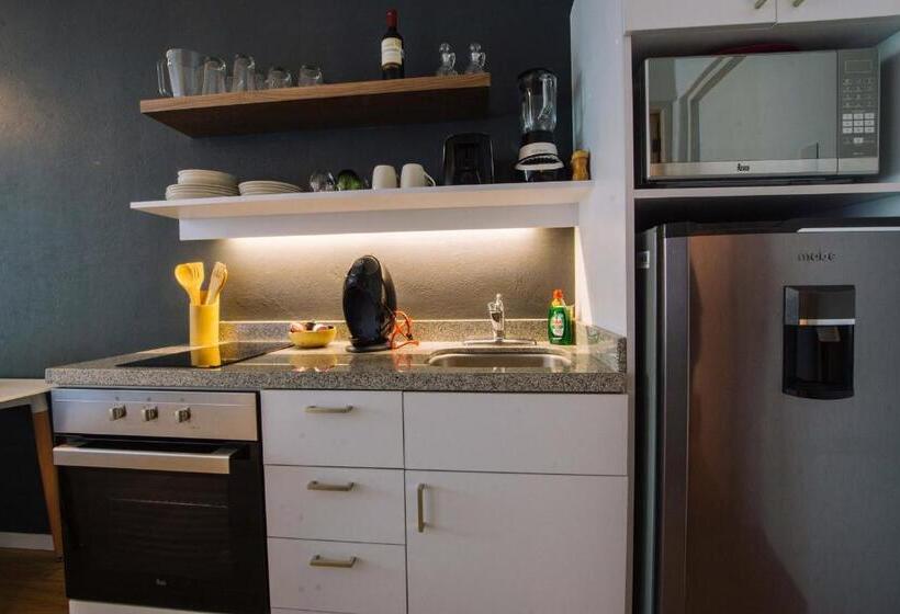 Апартаменты 1 Спальня с Балконом, Myplace Zocalo