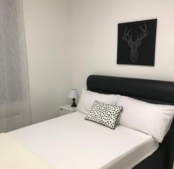 Номер Deluxe, Basilica San Gavino