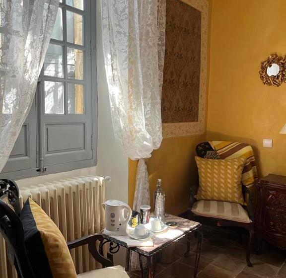 غرفة ديلوكس, Xvi Century Mansion