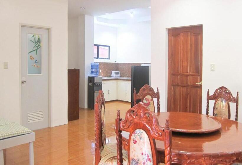 آپارتمان 1 خوابه همکف, Smak S