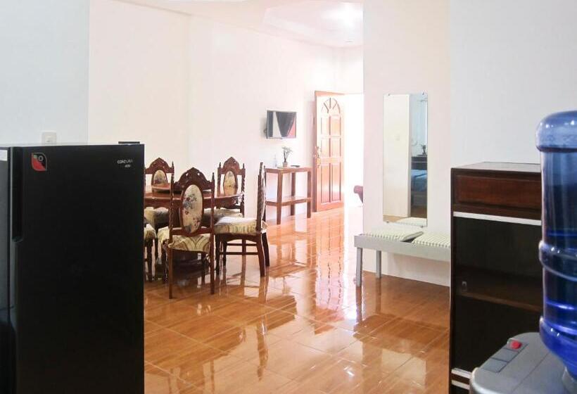 آپارتمان 1 خوابه همکف, Smak S