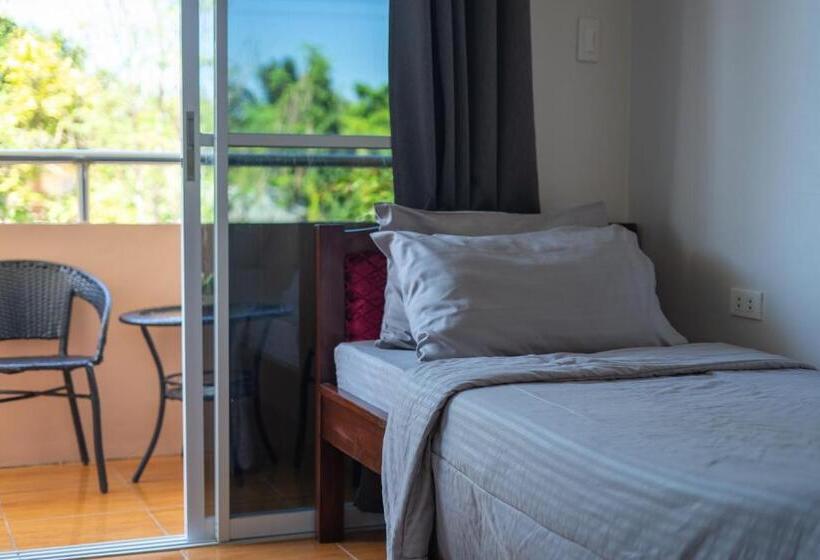 اتاق لوکس, Smak S