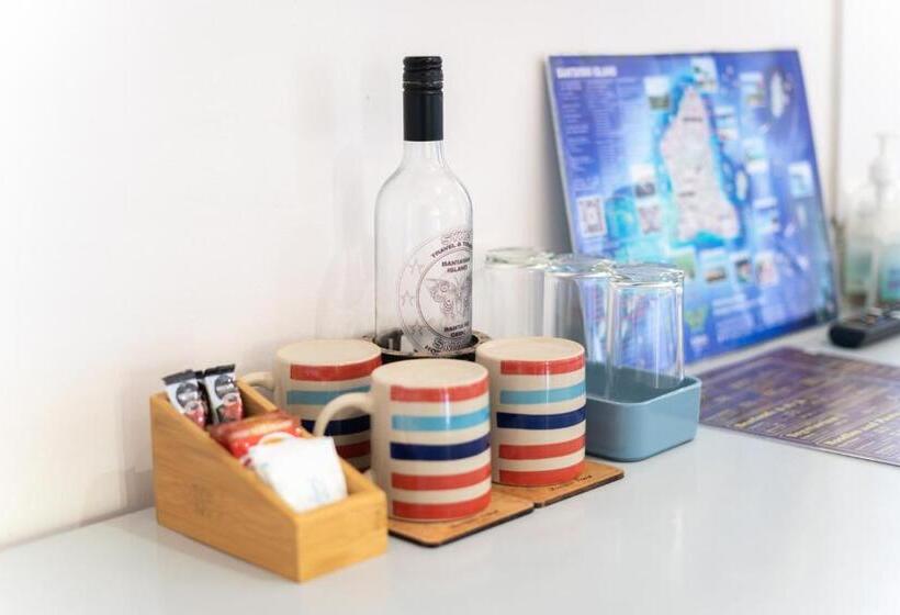 اتاق لوکس, Smak S