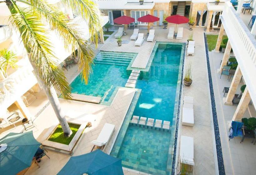 اتاق لوکس, Bali Court Hotel & Apartment