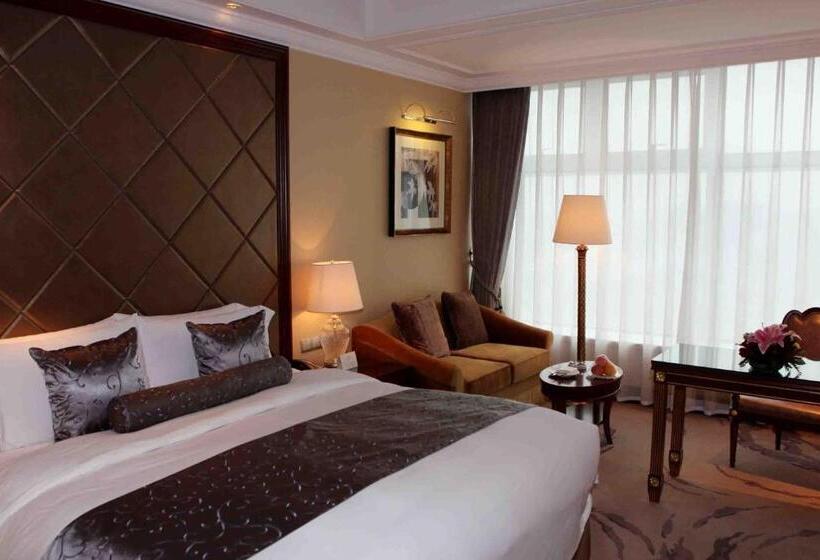Номер Deluxe, Liaoning International